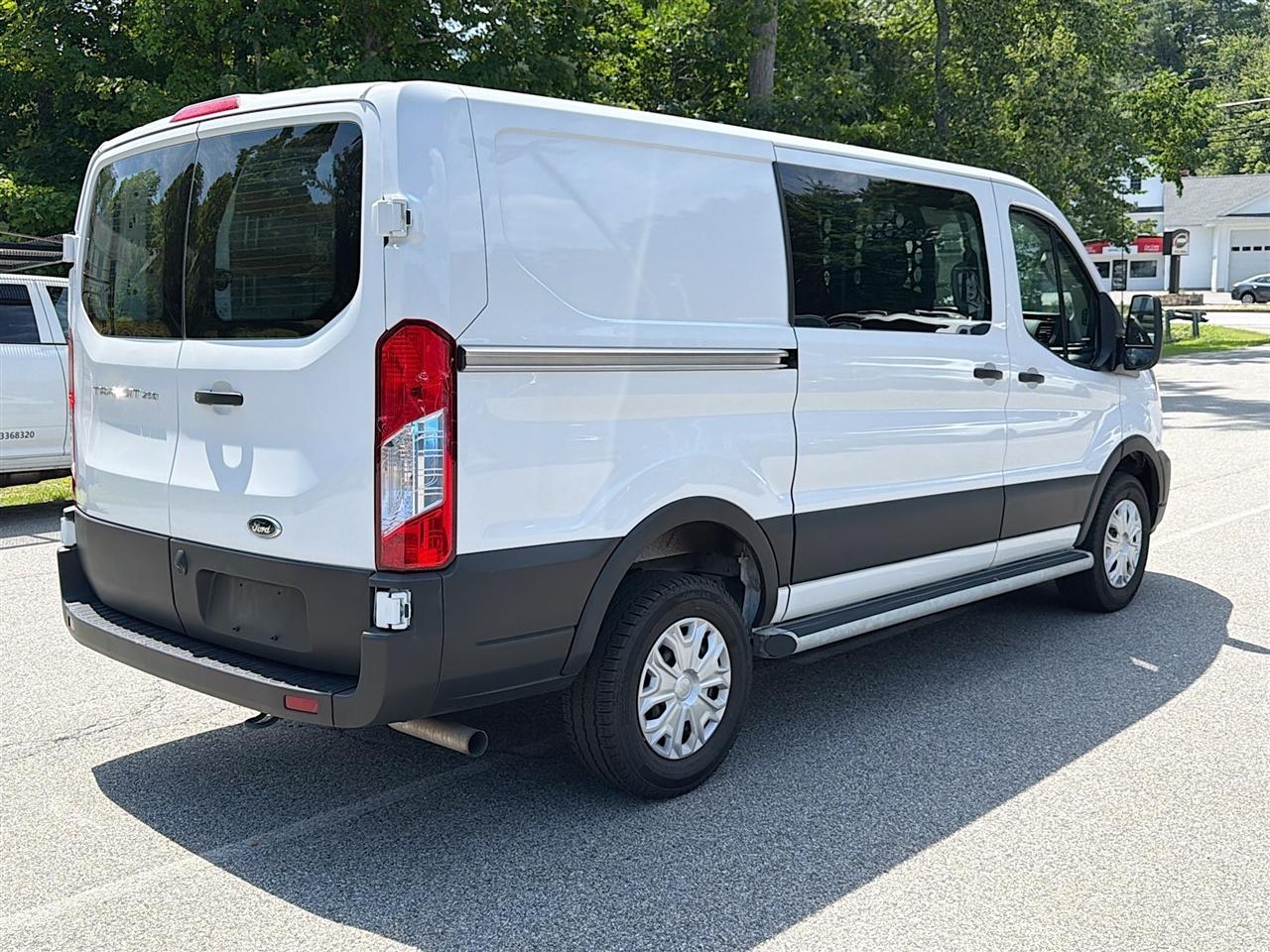 Ford Transit Cargo Van T-250 130" Low Rf 9070 GVWR RWD 2025