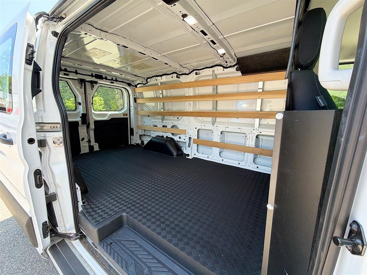 Ford Transit Cargo Van T-250 130" Low Rf 9070 GVWR RWD 2025