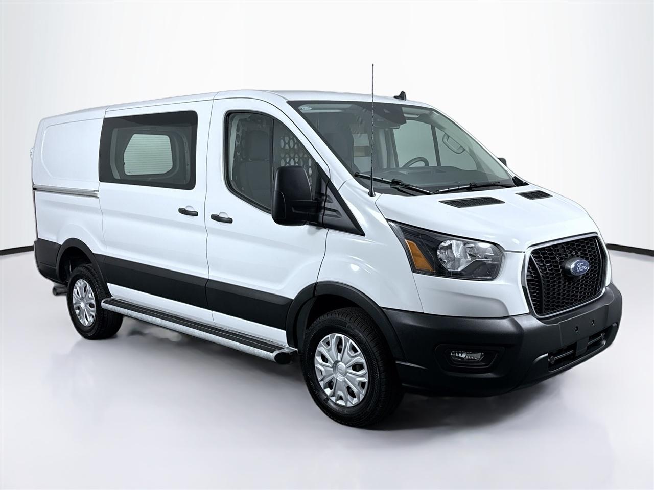 Ford Transit Cargo Van T-250 130" Low Rf 9070 GVWR RWD 2025