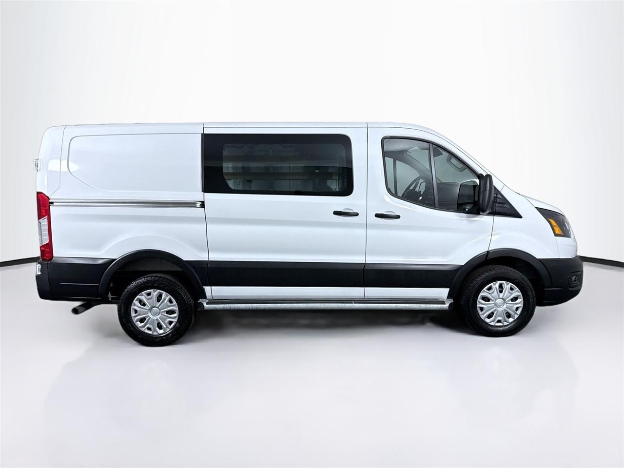Ford Transit Cargo Van T-250 130" Low Rf 9070 GVWR RWD 2025