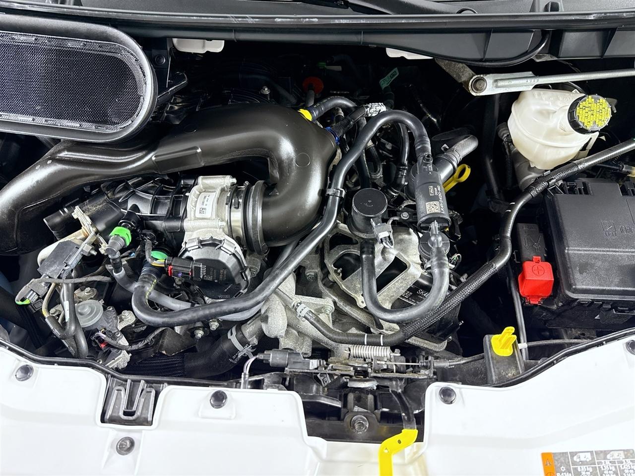 Ford Transit Cargo Van T-250 130" Low Rf 9070 GVWR RWD 2025
