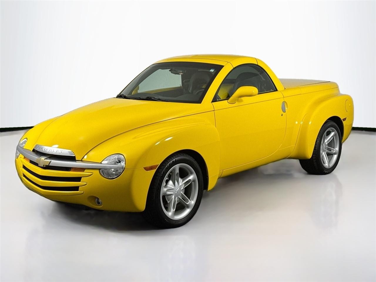 Chevrolet SSR Reg Cab 116.0" WB LS 2004