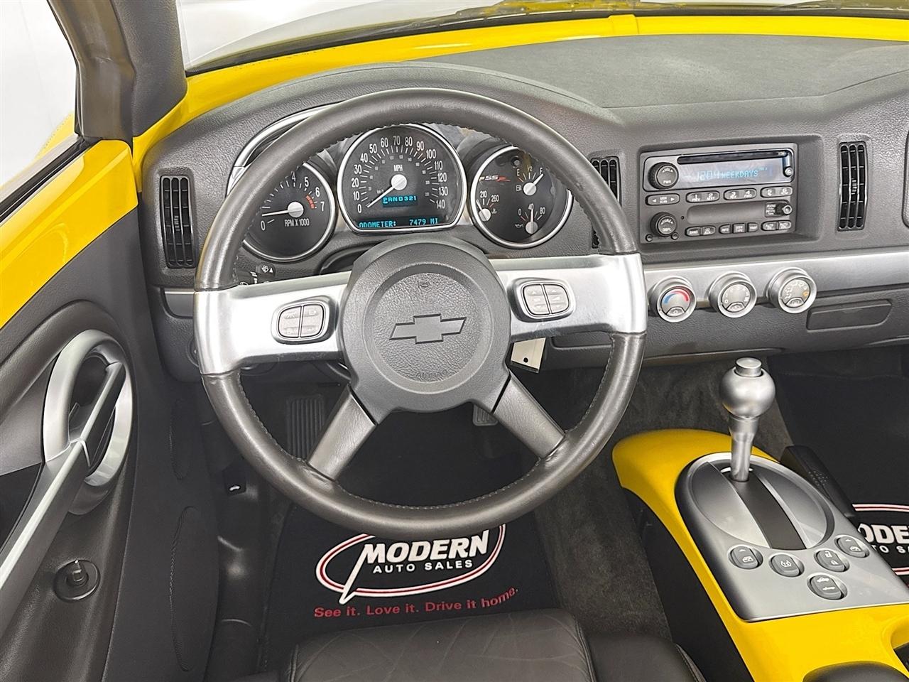 Chevrolet SSR Reg Cab 116.0" WB LS 2004