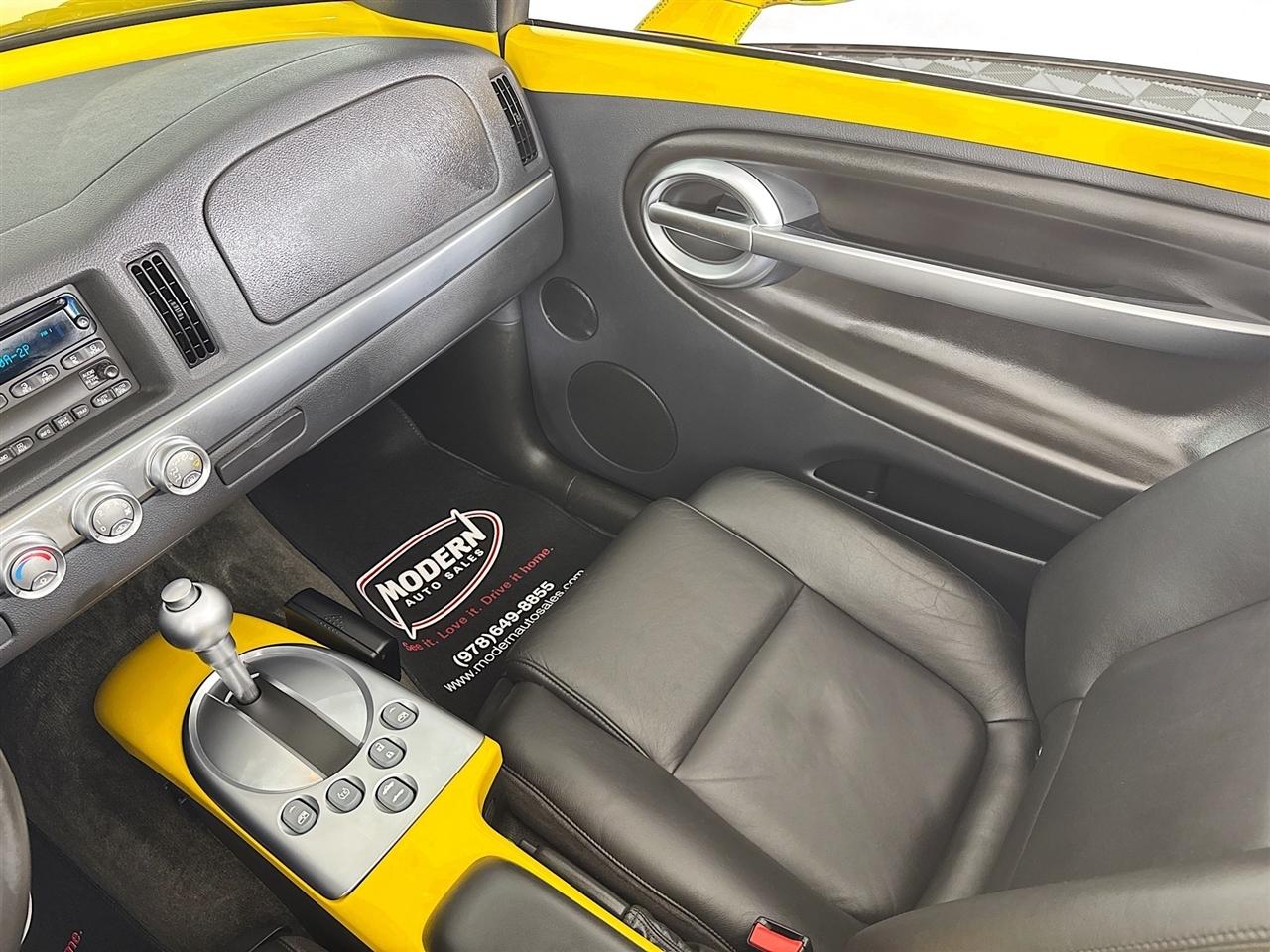 Chevrolet SSR Reg Cab 116.0" WB LS 2004