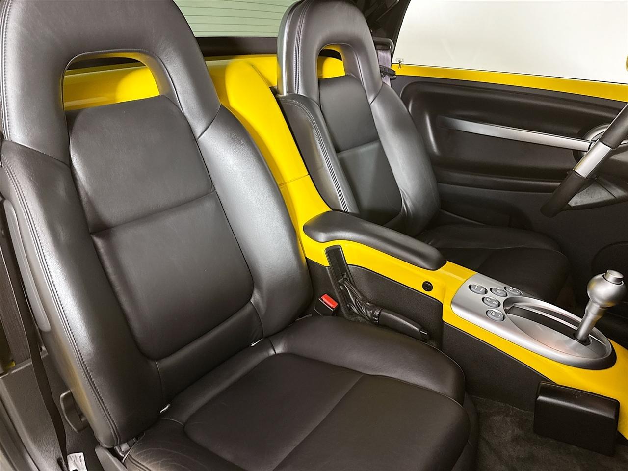 Chevrolet SSR Reg Cab 116.0" WB LS 2004