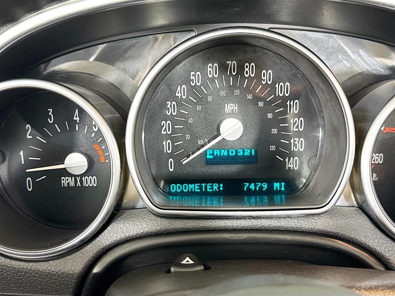 Chevrolet SSR Reg Cab 116.0" WB LS 2004