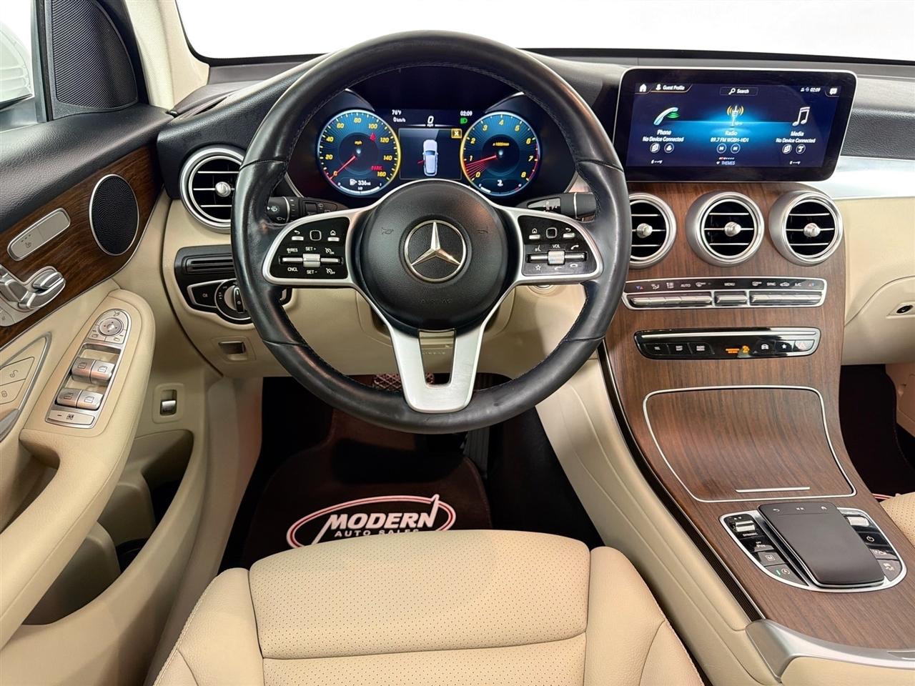 Mercedes-Benz GLC GLC 300 4MATIC SUV 2022