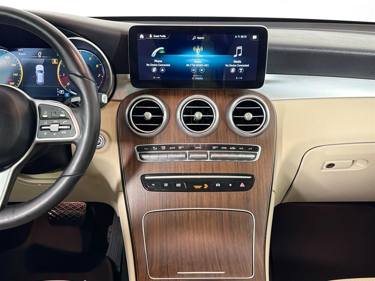 Mercedes-Benz GLC GLC 300 4MATIC SUV 2022