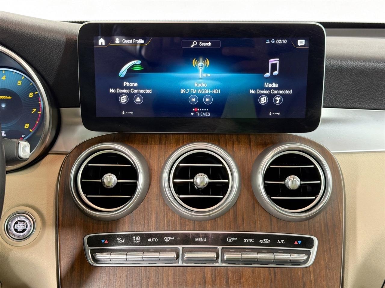 Mercedes-Benz GLC GLC 300 4MATIC SUV 2022