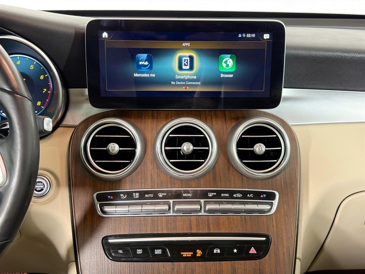 Mercedes-Benz GLC GLC 300 4MATIC SUV 2022