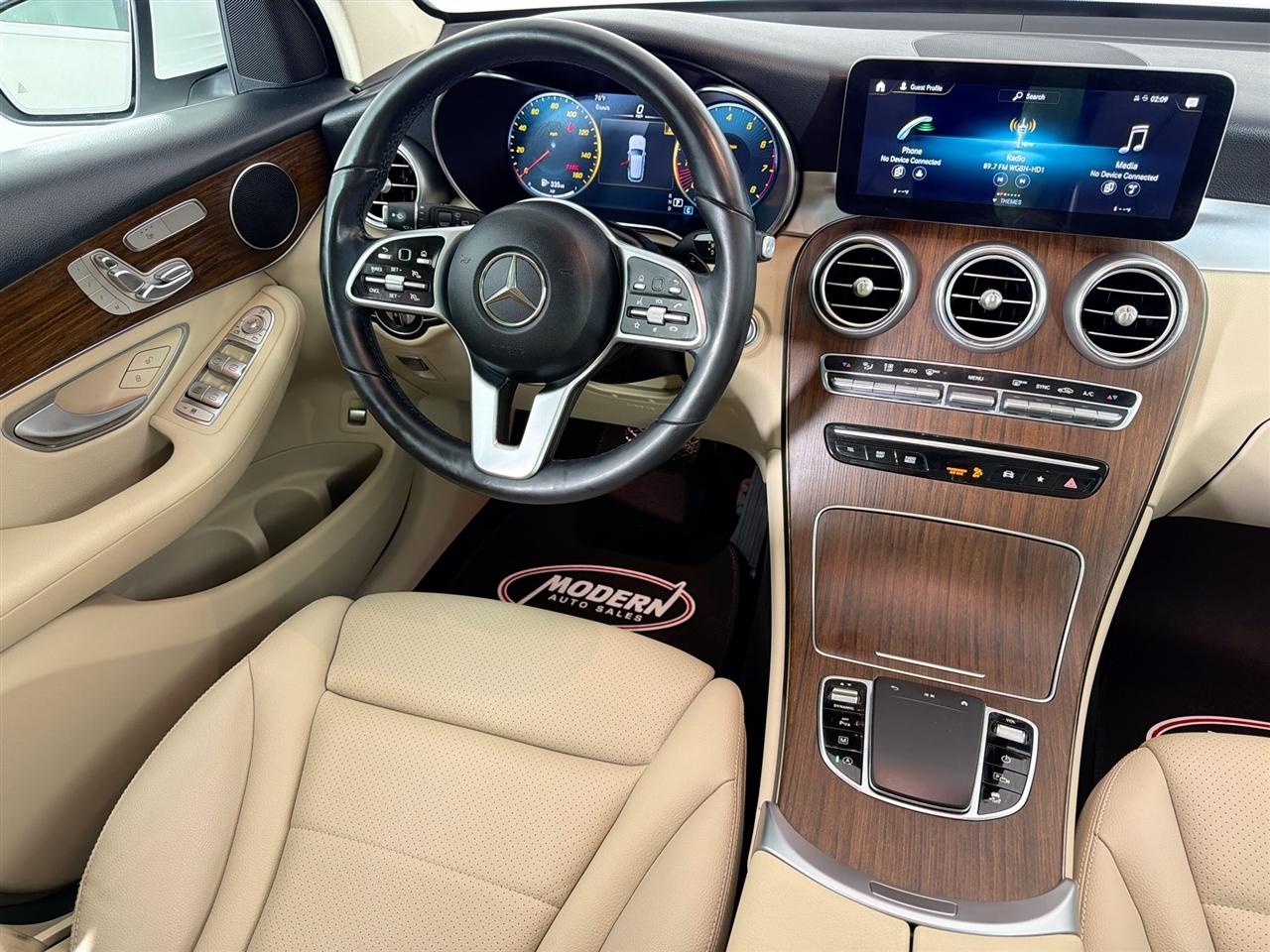 Mercedes-Benz GLC GLC 300 4MATIC SUV 2022