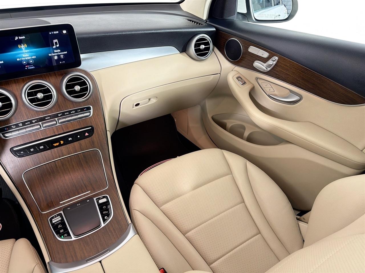 Mercedes-Benz GLC GLC 300 4MATIC SUV 2022