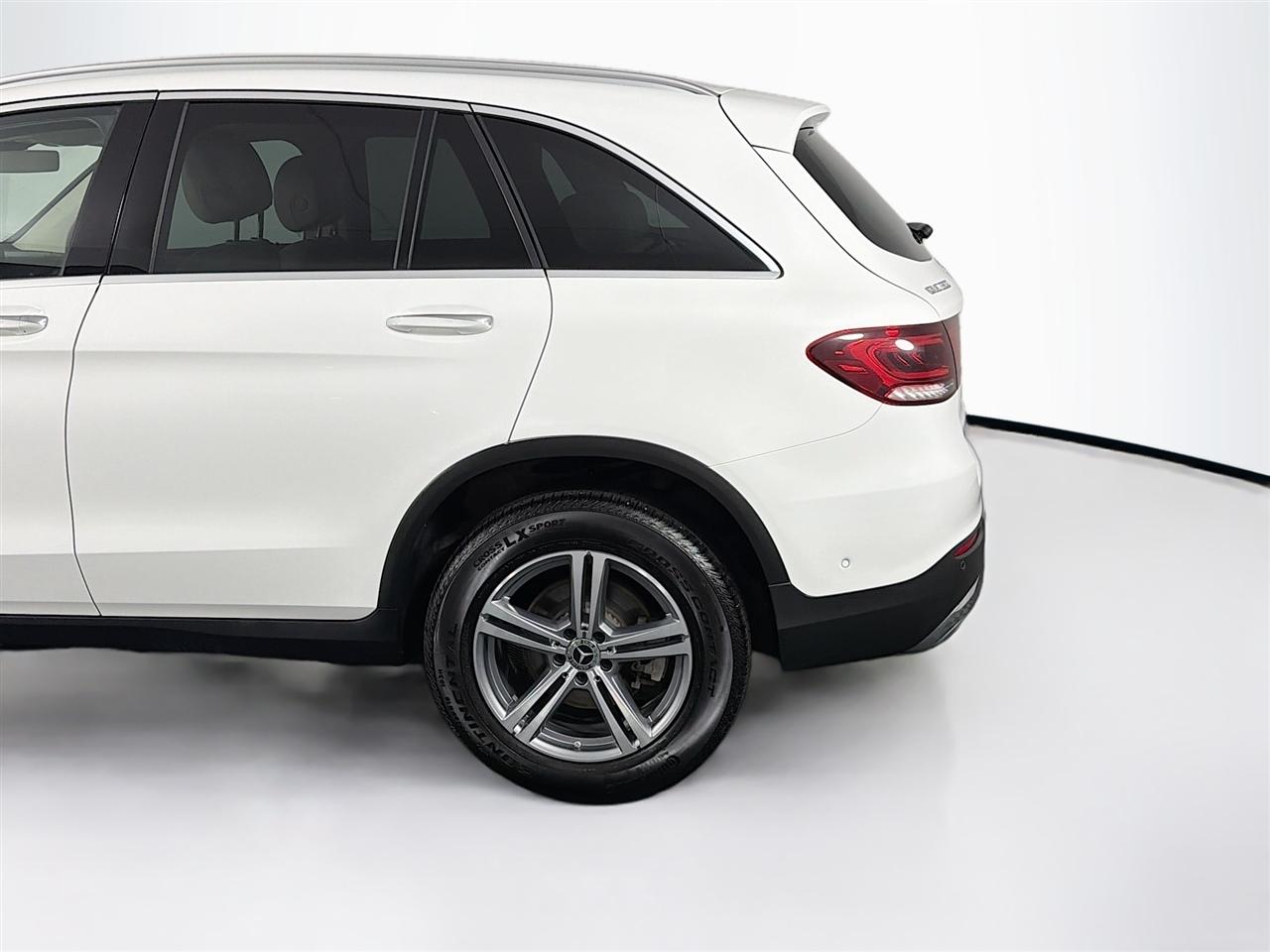 Mercedes-Benz GLC GLC 300 4MATIC SUV 2022