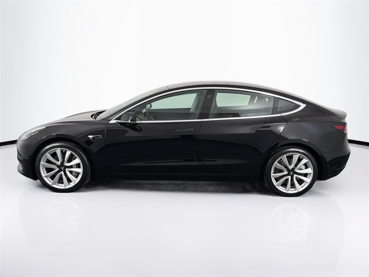 Tesla Model 3 Mid Range RWD *Ltd Avail* 2019