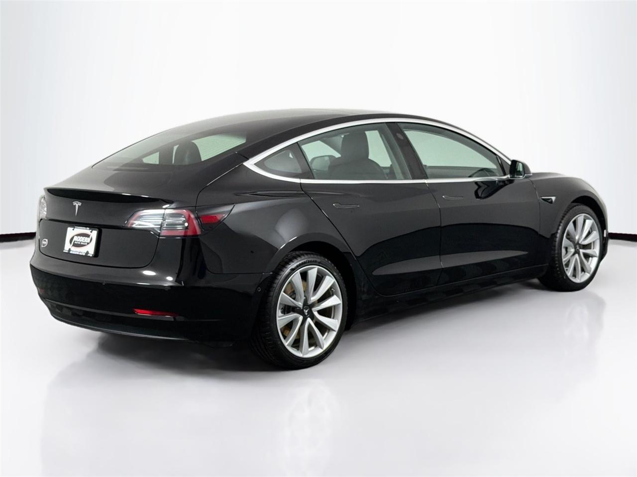 Tesla Model 3 Mid Range RWD *Ltd Avail* 2019