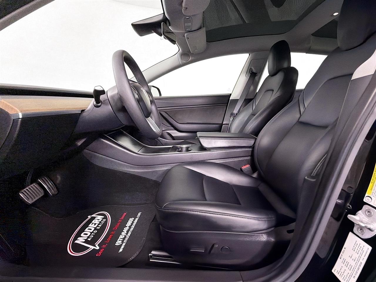 Tesla Model 3 Mid Range RWD *Ltd Avail* 2019