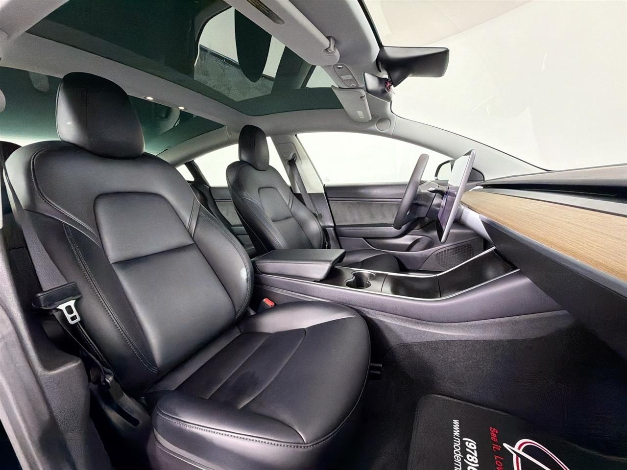 Tesla Model 3 Mid Range RWD *Ltd Avail* 2019