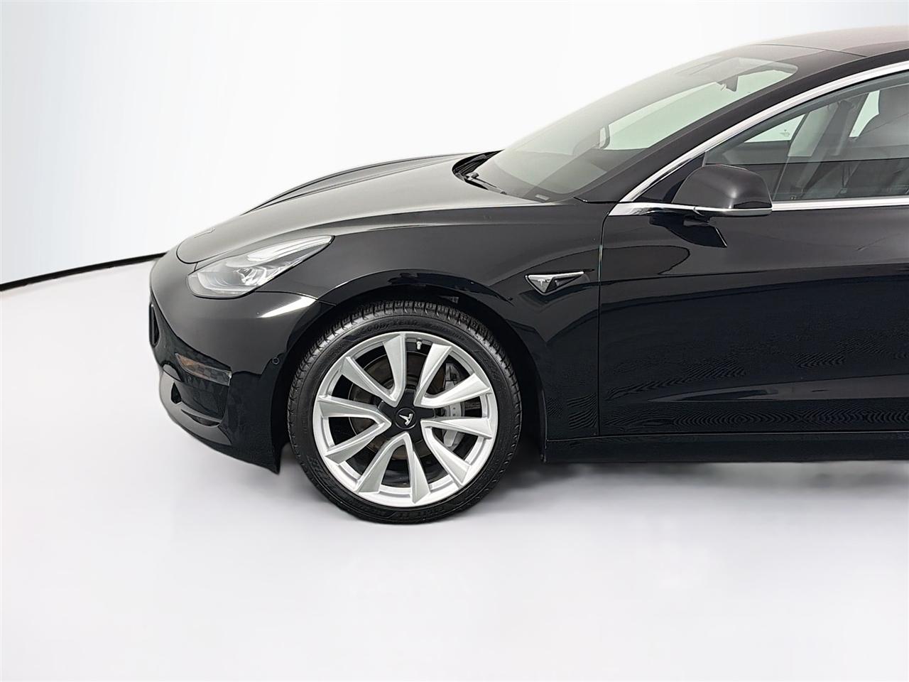 Tesla Model 3 Mid Range RWD *Ltd Avail* 2019