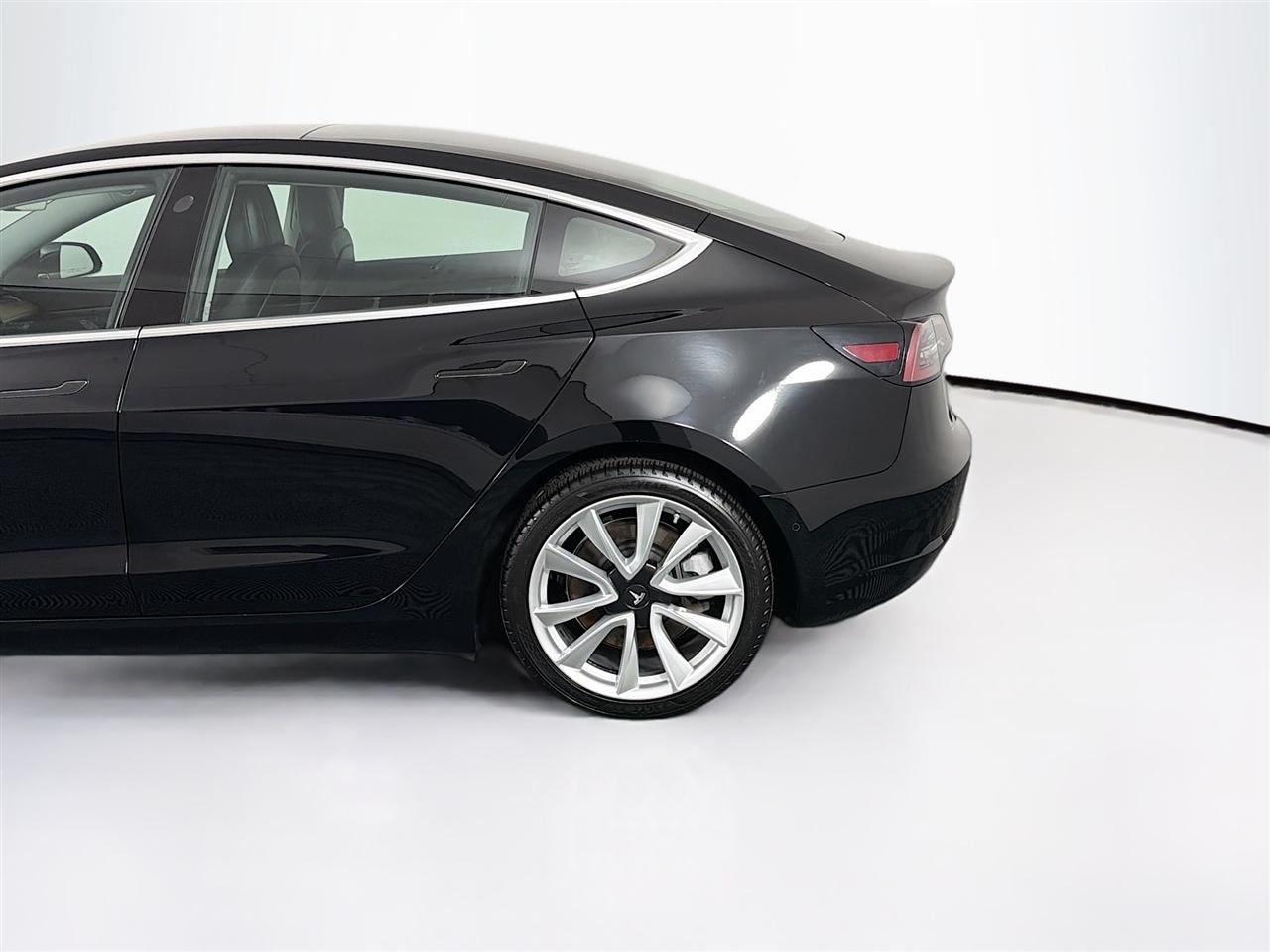 Tesla Model 3 Mid Range RWD *Ltd Avail* 2019