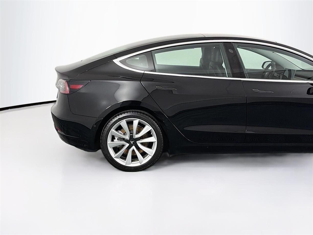Tesla Model 3 Mid Range RWD *Ltd Avail* 2019