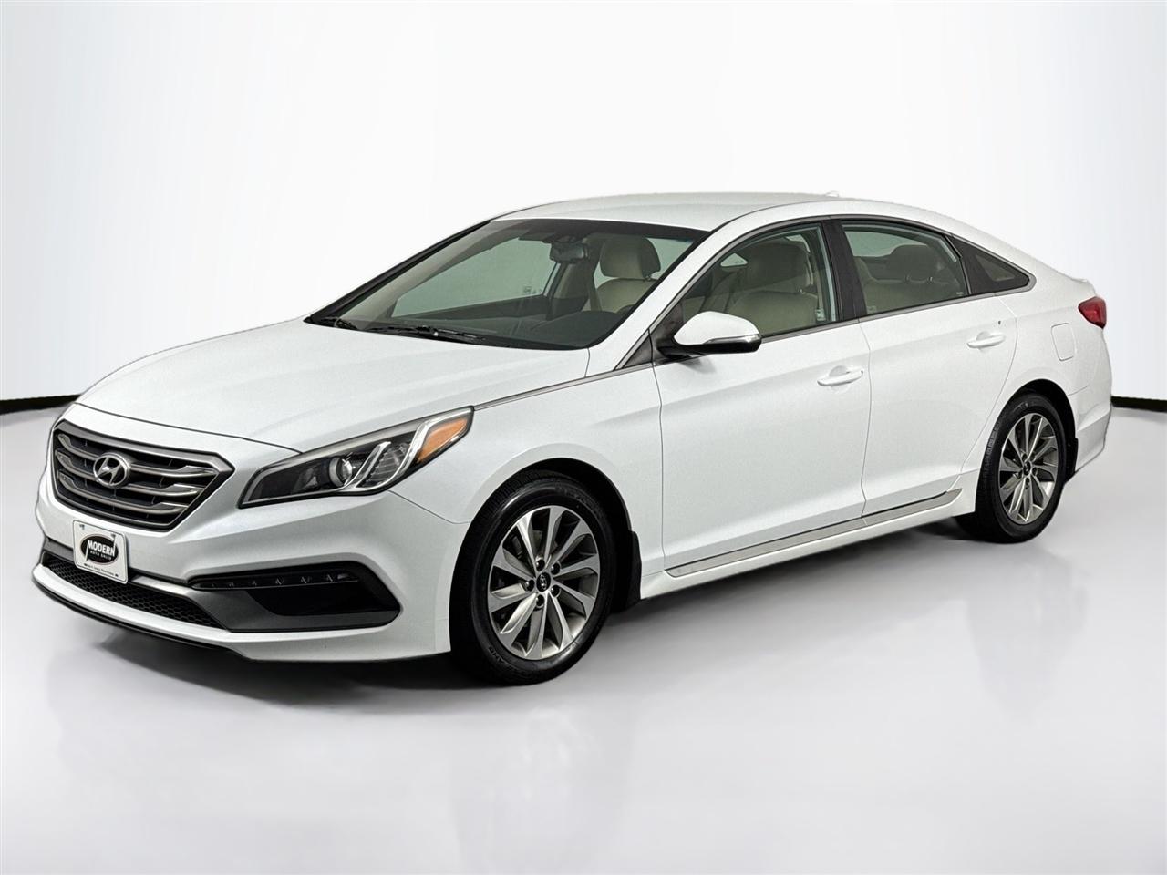 Hyundai Sonata 4dr Sdn 2.4L Sport PZEV 2016