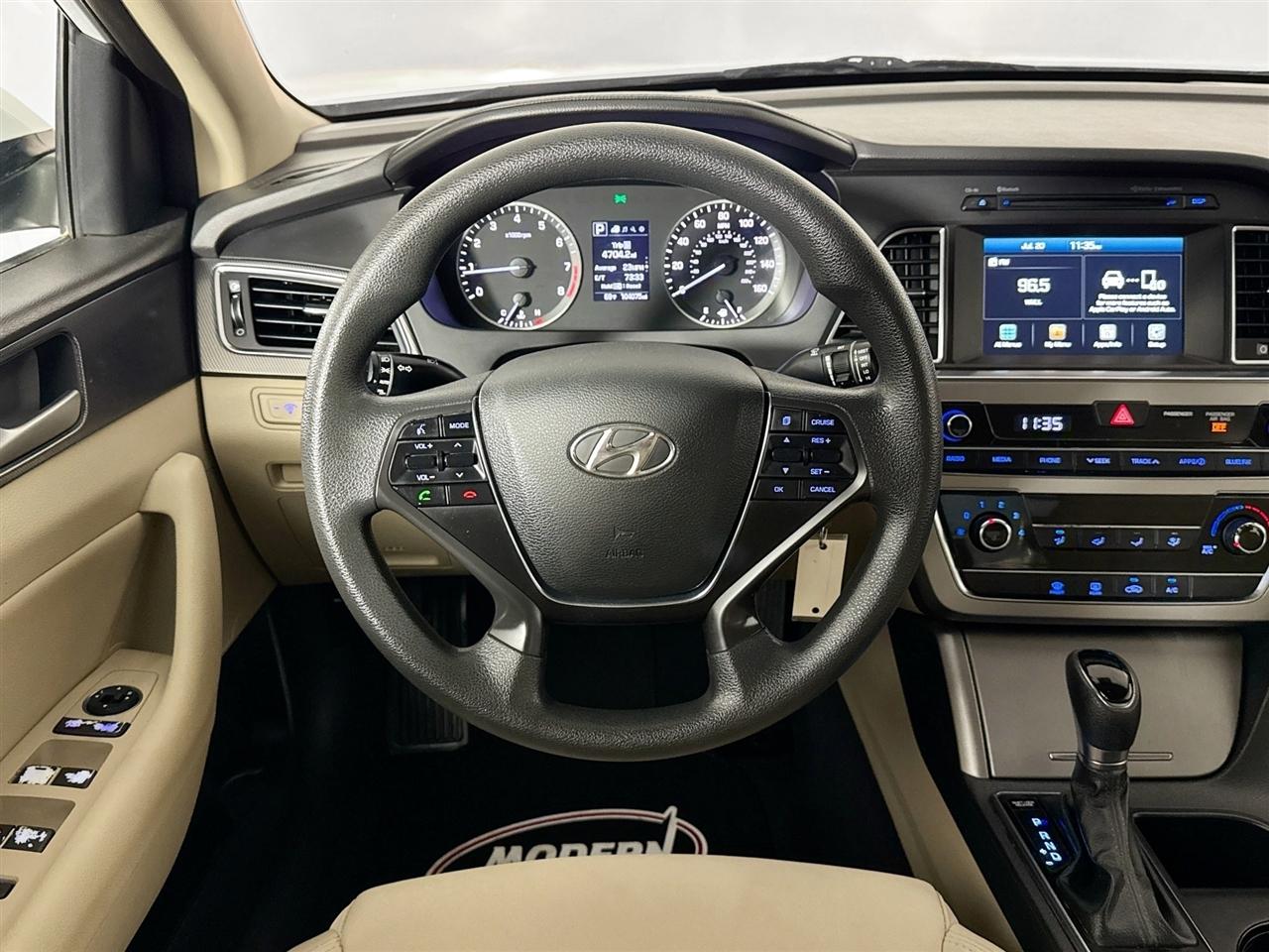 Hyundai Sonata 4dr Sdn 2.4L Sport PZEV 2016