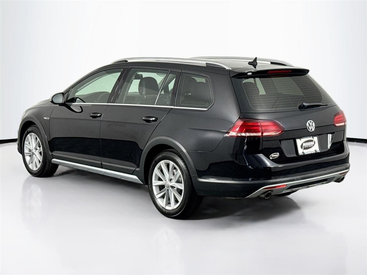 Volkswagen Golf Alltrack 1.8T SEL Manual 2019