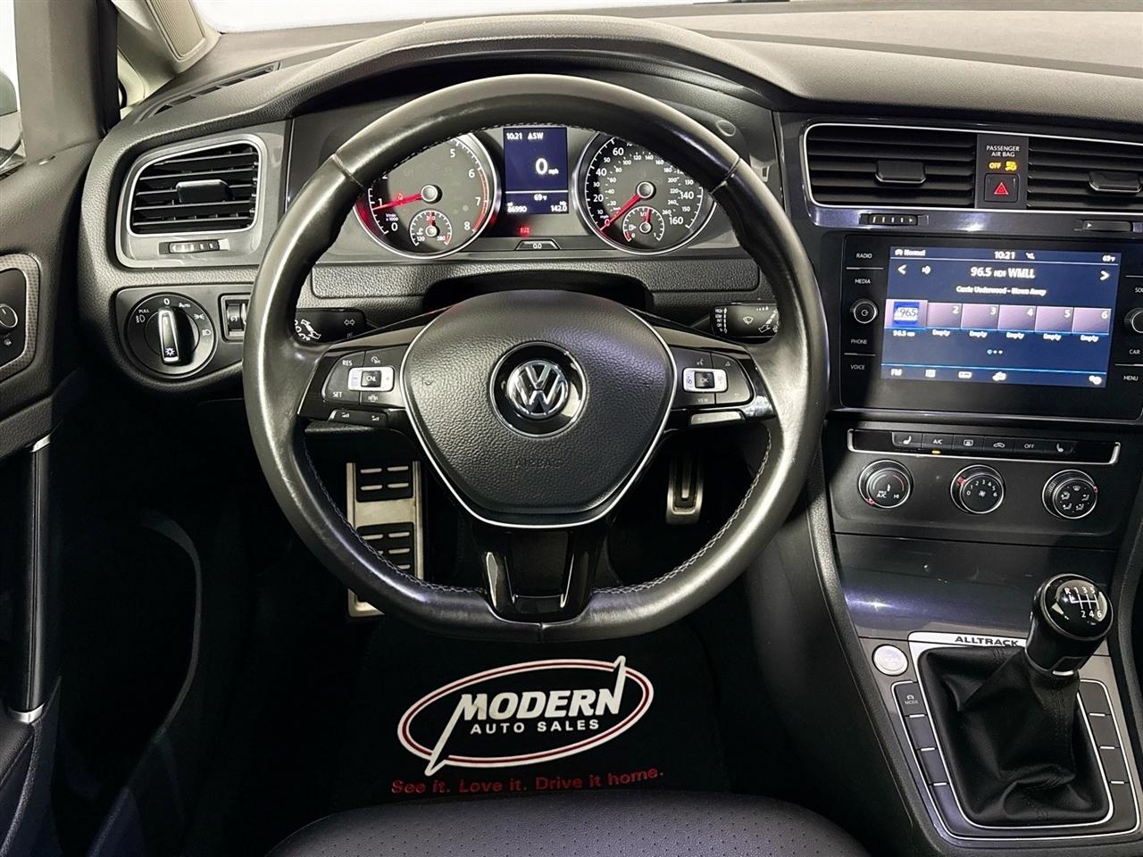 Volkswagen Golf Alltrack 1.8T SEL Manual 2019