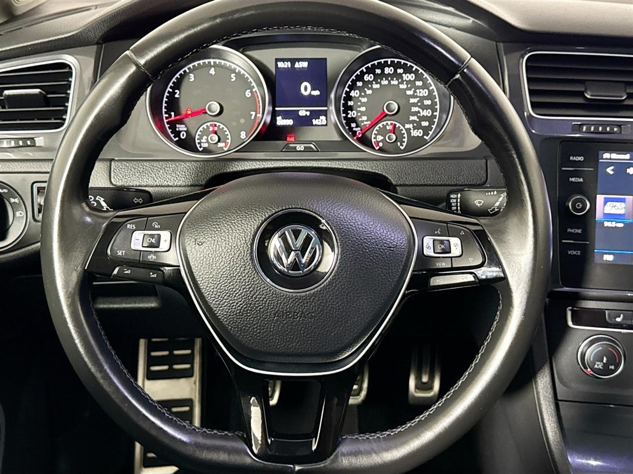 Volkswagen Golf Alltrack 1.8T SEL Manual 2019