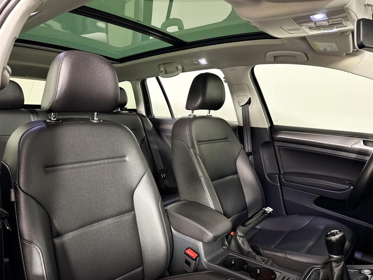 Volkswagen Golf Alltrack 1.8T SEL Manual 2019