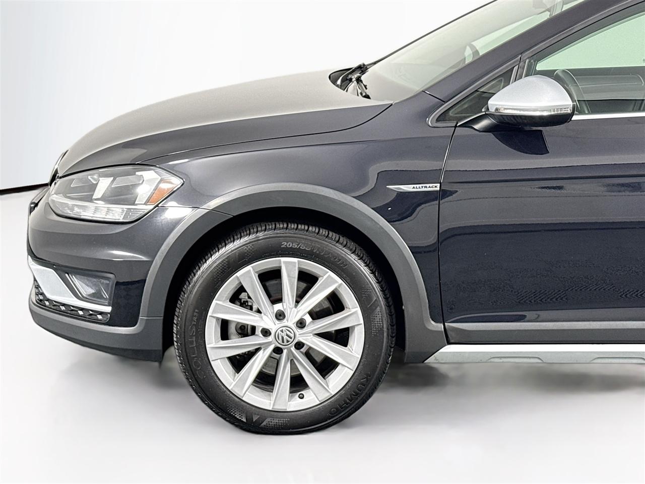 Volkswagen Golf Alltrack 1.8T SEL Manual 2019