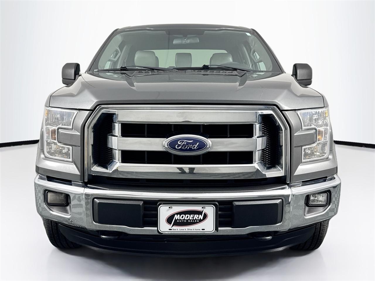 Ford F-150 4WD SuperCrew 145" XLT 2015