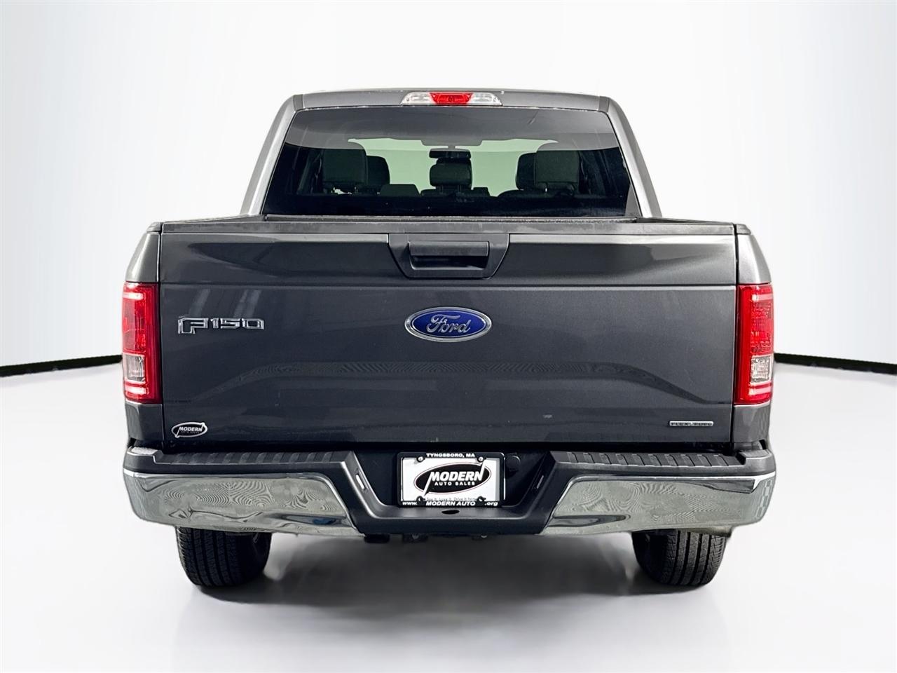 Ford F-150 4WD SuperCrew 145" XLT 2015