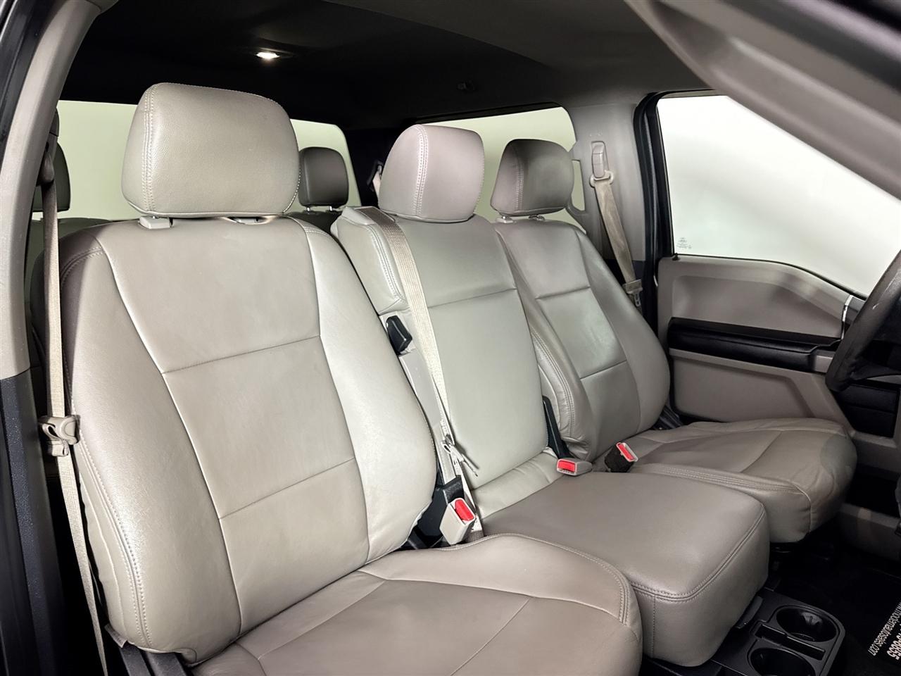 Ford F-150 4WD SuperCrew 145" XLT 2015