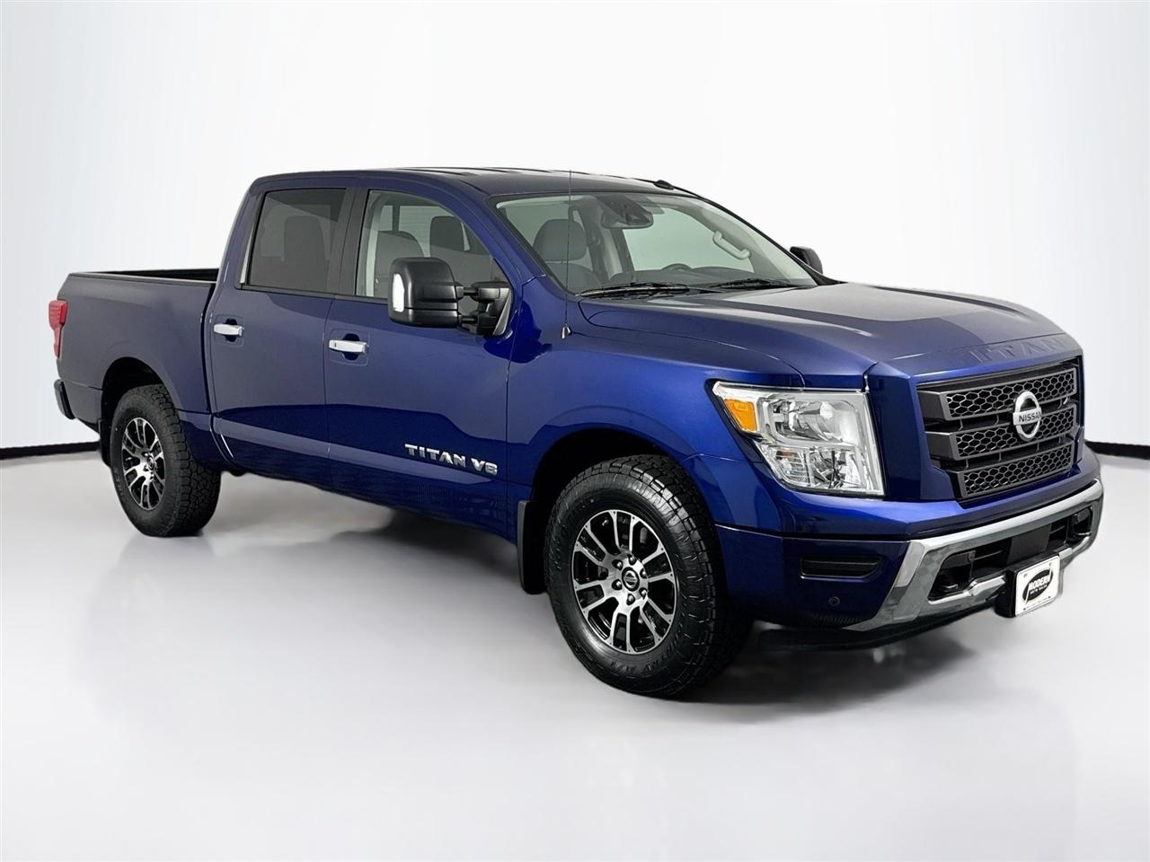 Nissan Titan 4x4 Crew Cab SV 2020