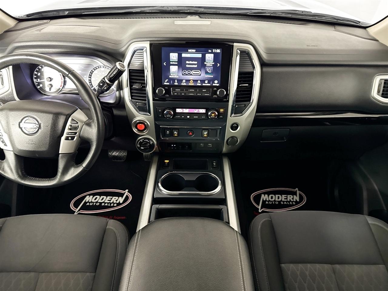 Nissan Titan 4x4 Crew Cab SV 2020