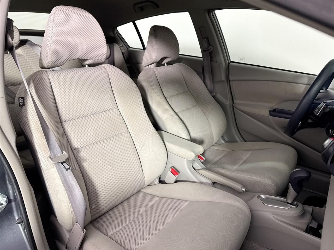 Honda Insight 5dr CVT EX 2010