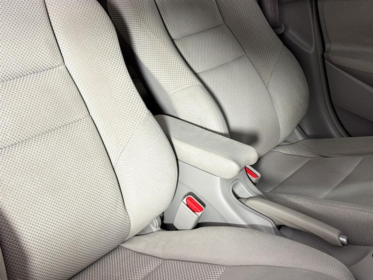 Honda Insight 5dr CVT EX 2010