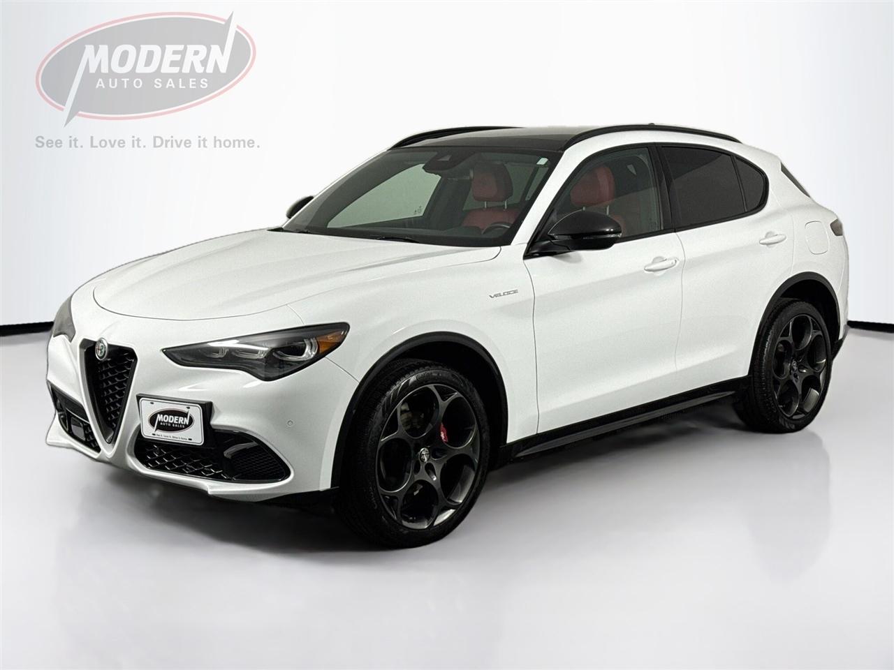 Alfa Romeo Stelvio Veloce AWD 2024