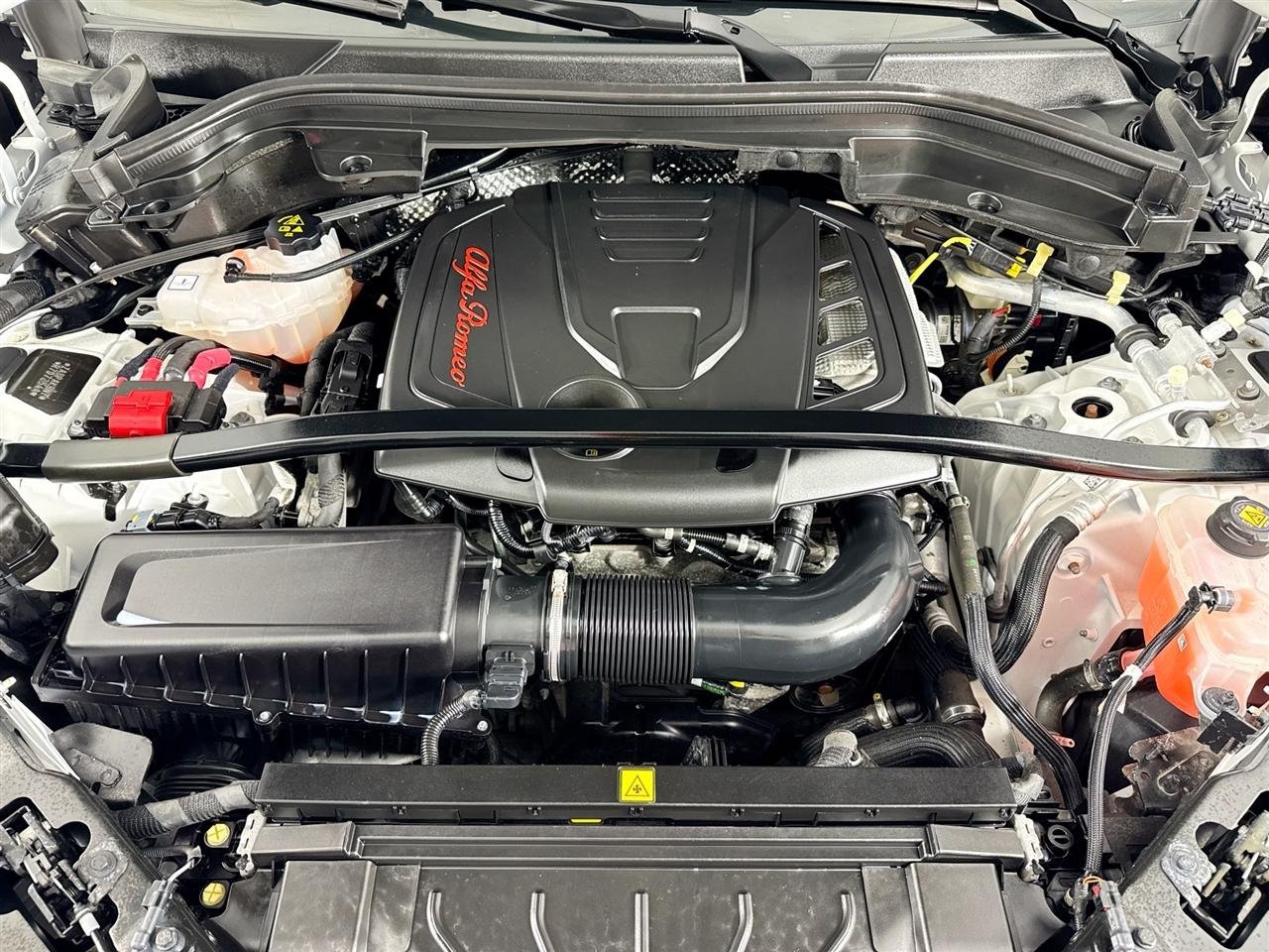 Alfa Romeo Stelvio Veloce AWD 2024