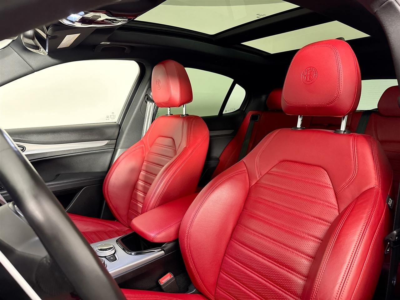 Alfa Romeo Stelvio Veloce AWD 2024