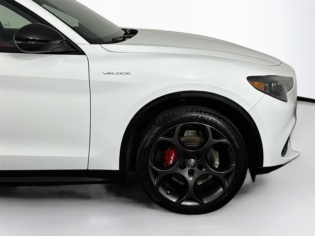 Alfa Romeo Stelvio Veloce AWD 2024