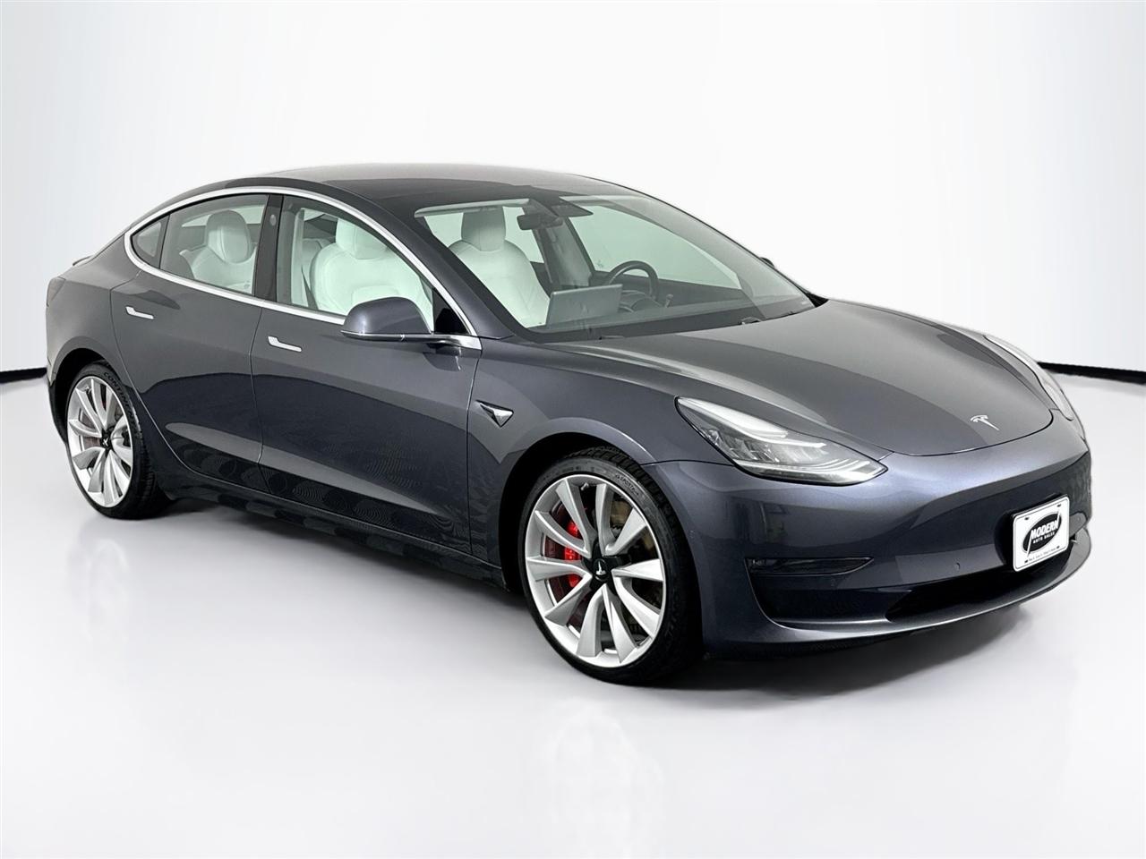 Tesla Model 3 Long Range Battery AWD 2018