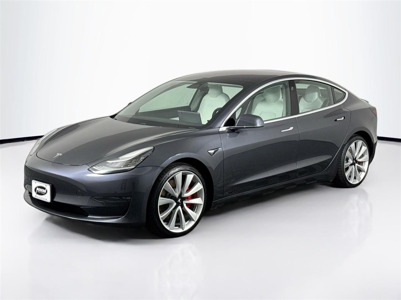 Tesla Model 3 Long Range Battery AWD 2018