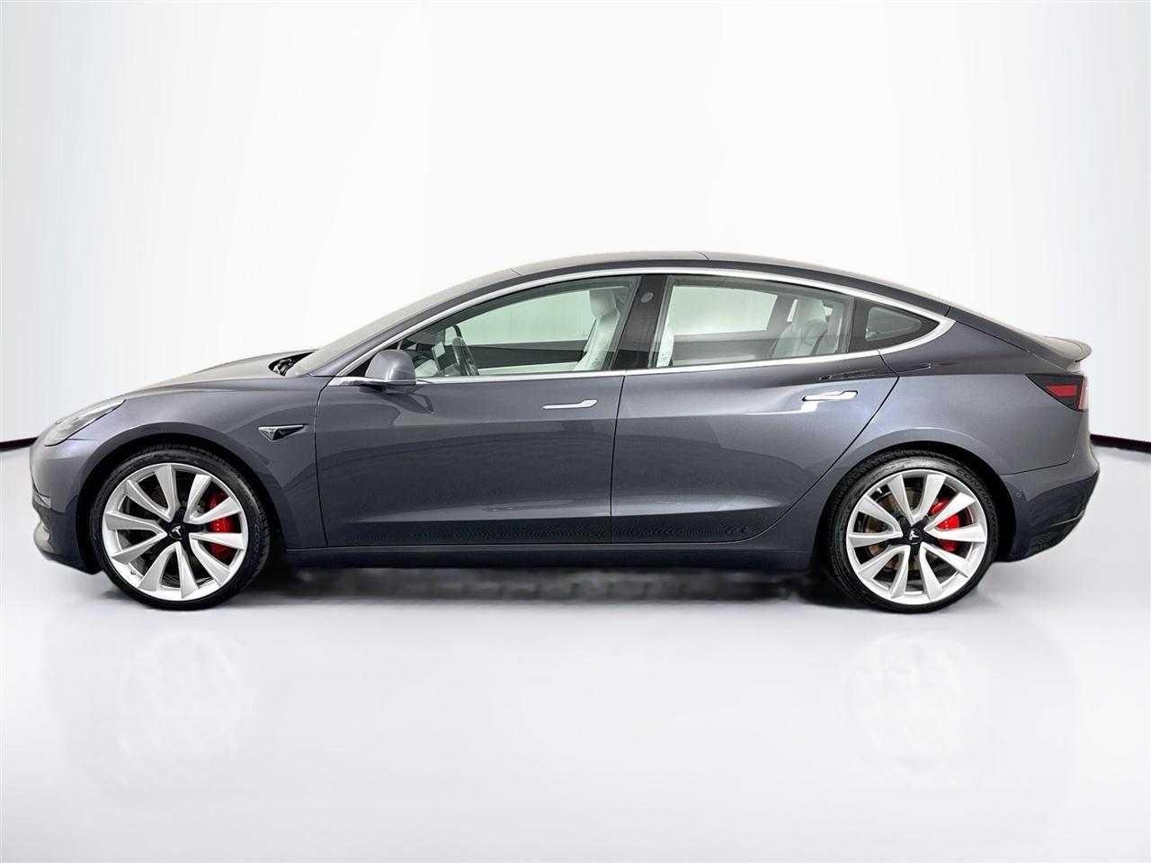 Tesla Model 3 Long Range Battery AWD 2018
