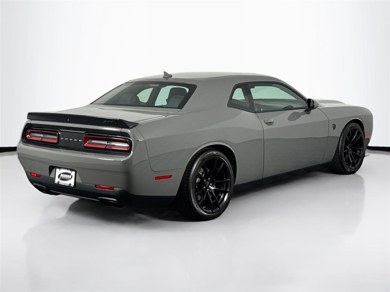 Dodge Challenger SRT Hellcat Jailbreak RWD 2023