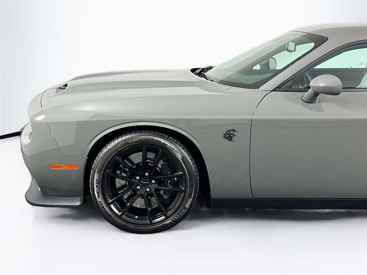 Dodge Challenger SRT Hellcat Jailbreak RWD 2023
