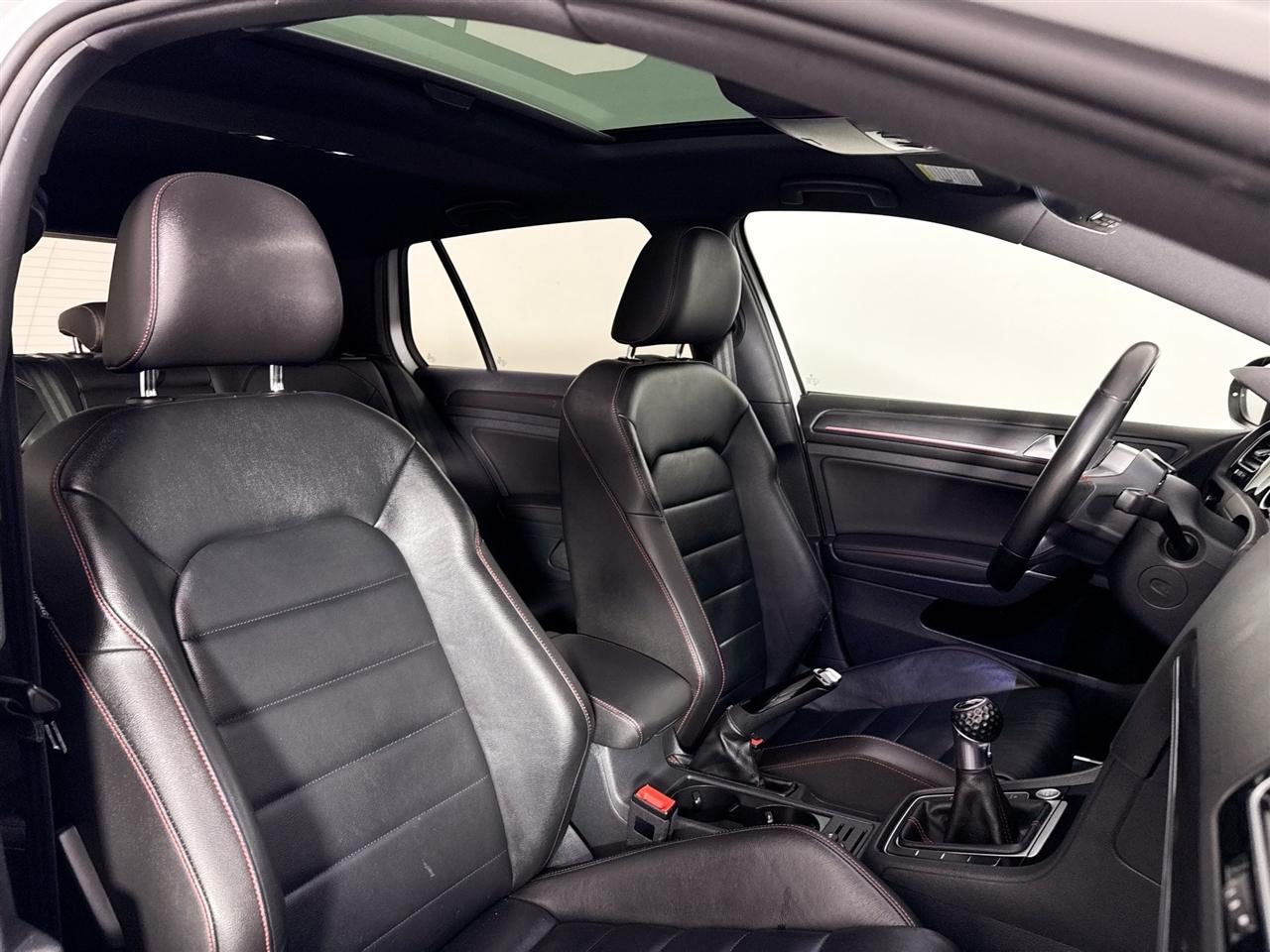 Volkswagen Golf GTI 2.0T Autobahn Manual 2021