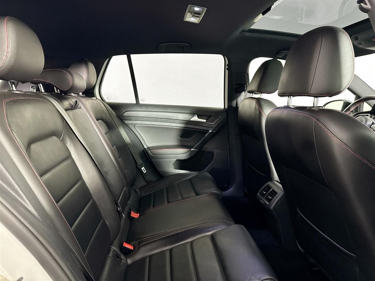 Volkswagen Golf GTI 2.0T Autobahn Manual 2021