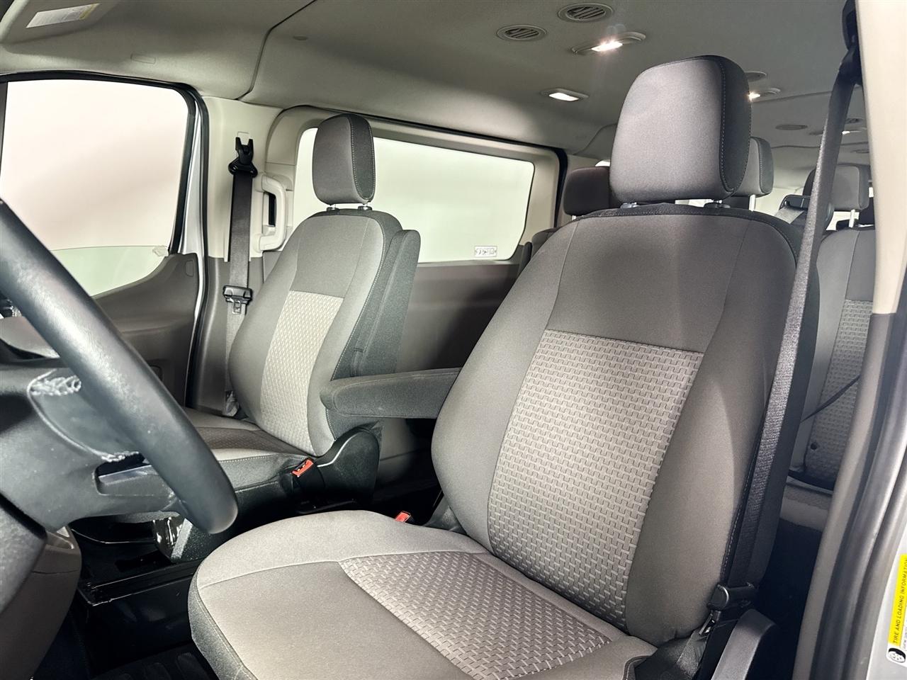 Ford Transit Passenger Wagon T-350 148" Low Roof XLT RWD 2024
